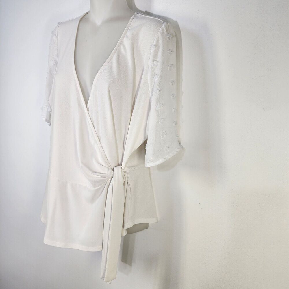 Flower And Feather Top Womens Large White Wrap Ti… - image 6